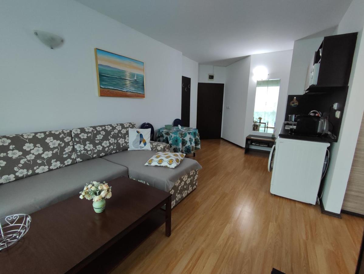 Прекрасен Апартамент С Изглед Към Морето Сарафово 1 Burgas Luaran gambar